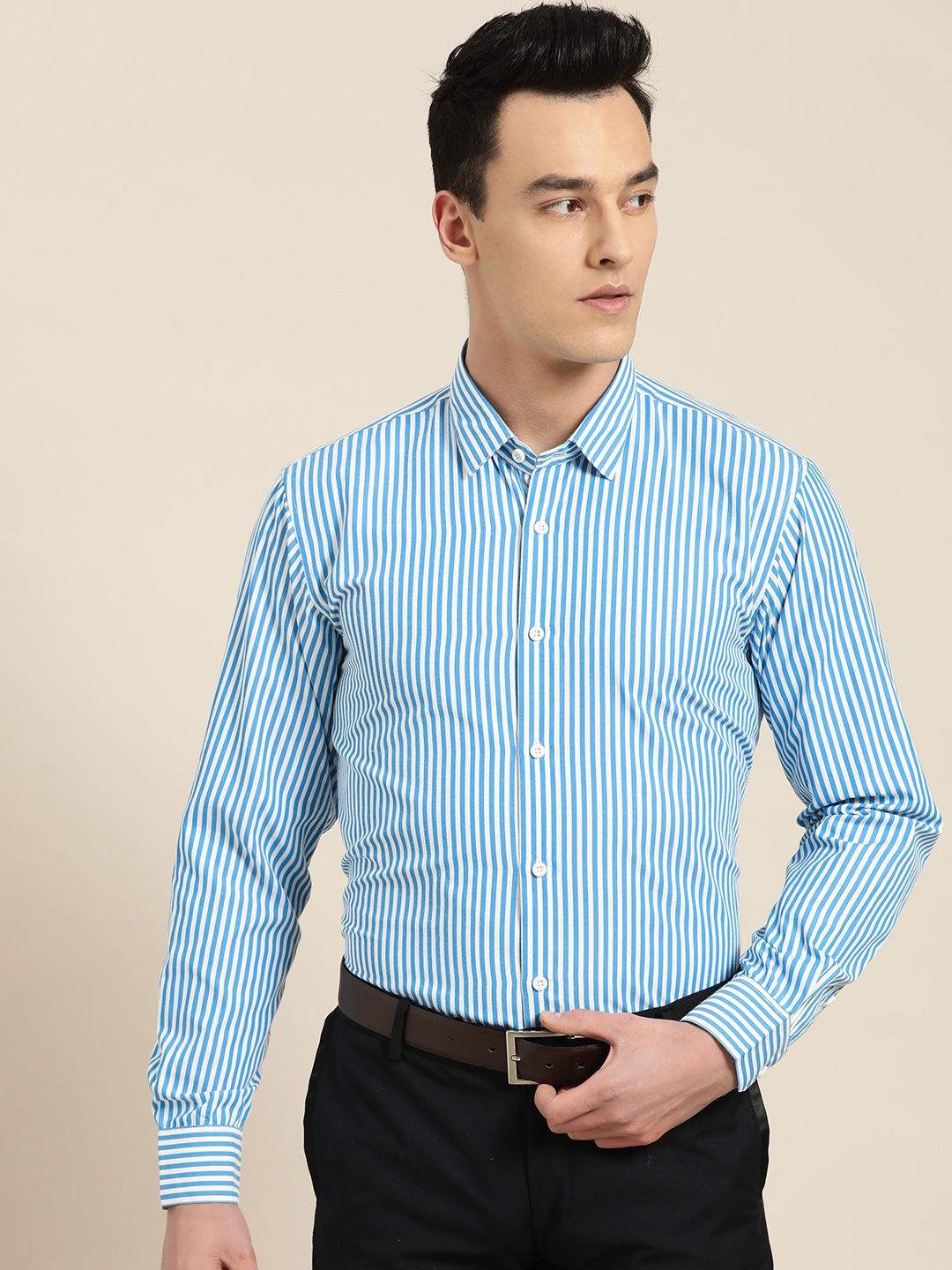 

SOJANYA Men Blue & White Regular Fit Striped Formal Shirt