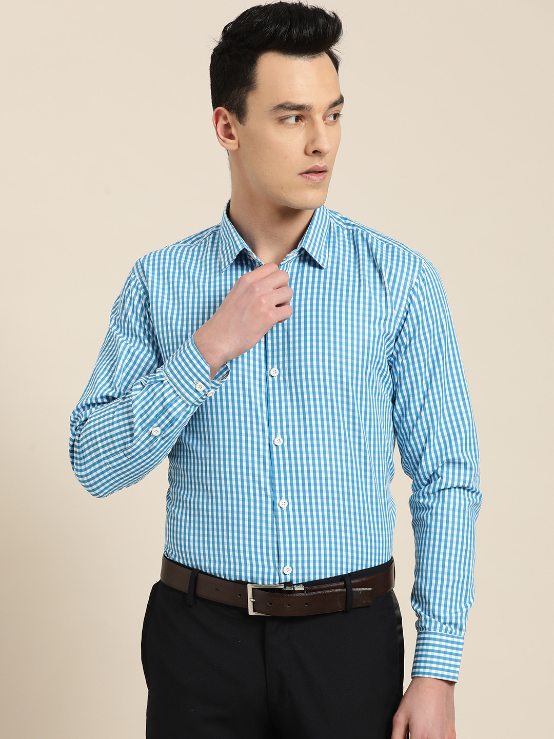 

SOJANYA Men Blue & White Classic Fit Checked Formal Shirt