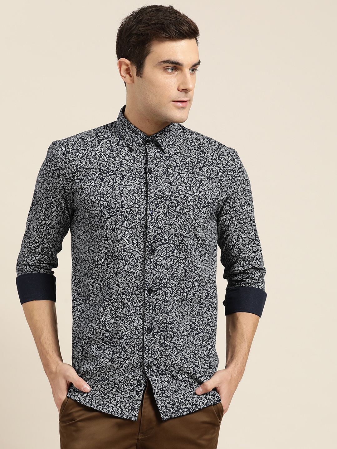 

SOJANYA Men Navy Blue & White Regular Fit Printed Casual Shirt