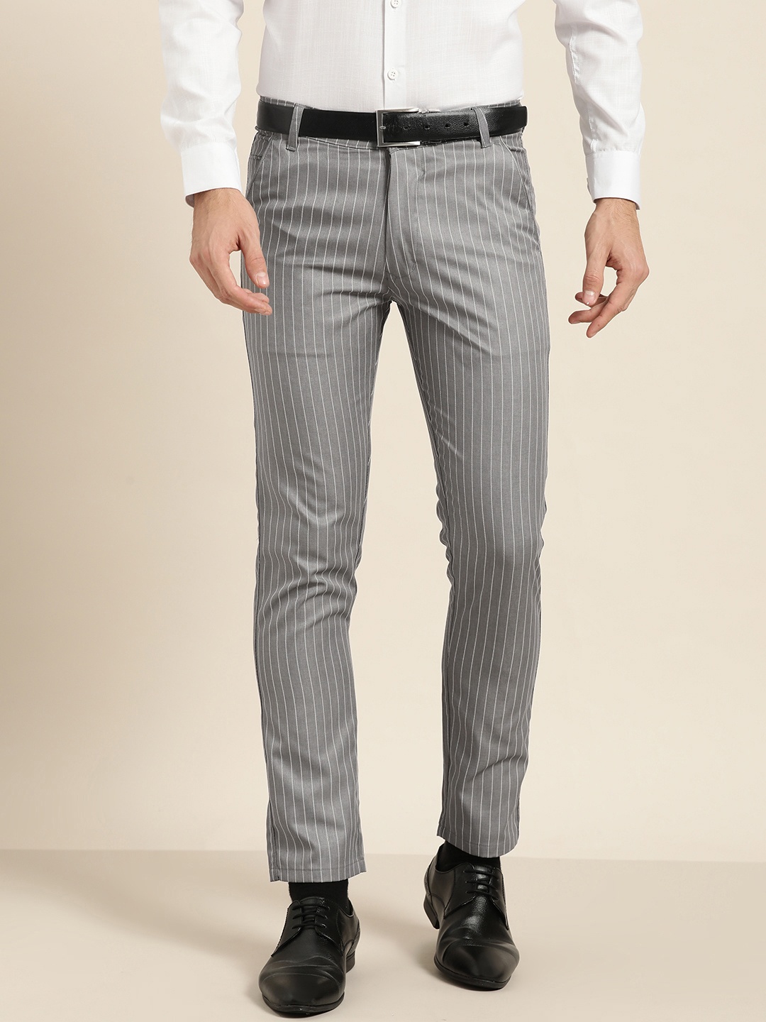 

SOJANYA Men Grey & Off-White Smart Fit Striped Formal Trousers