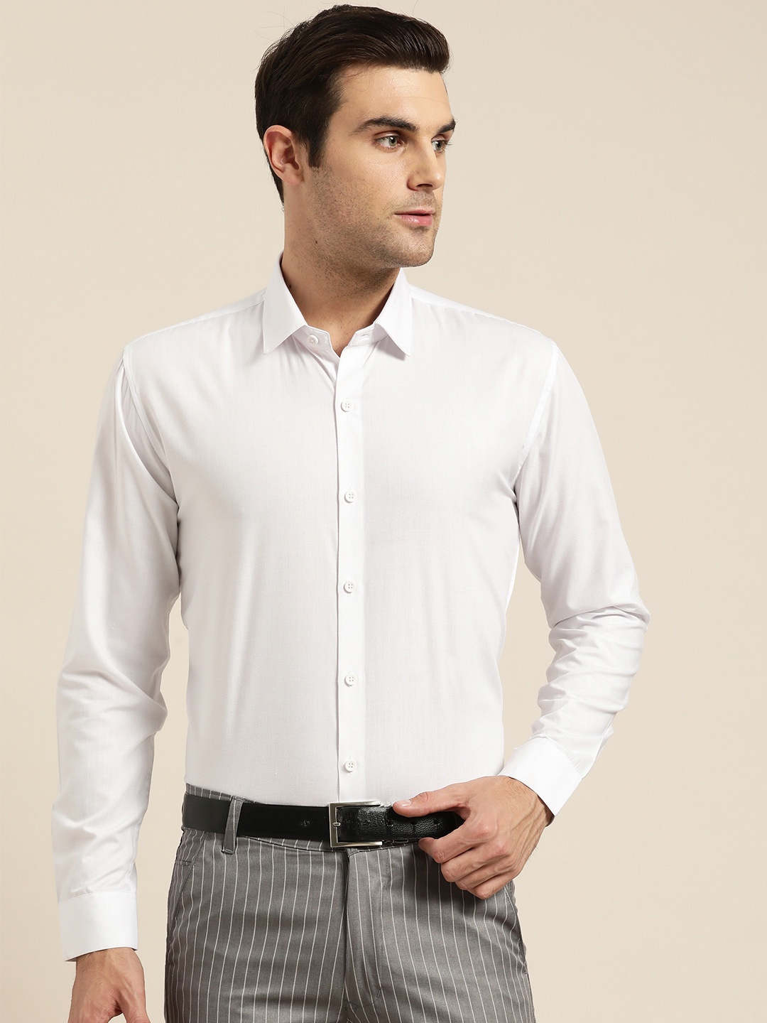 

SOJANYA Men White Classic Regular Fit Solid Formal Shirt