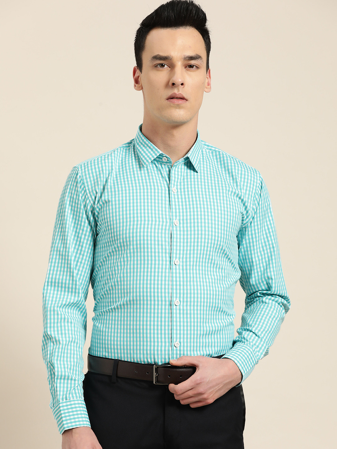 

SOJANYA Men Blue & White Regular Fit Checked Formal Shirt