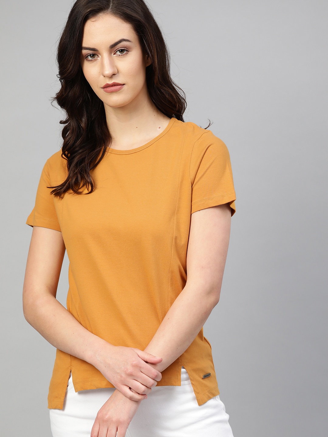 

Roadster Women Mustard Yellow Solid Round Neck T-shirt