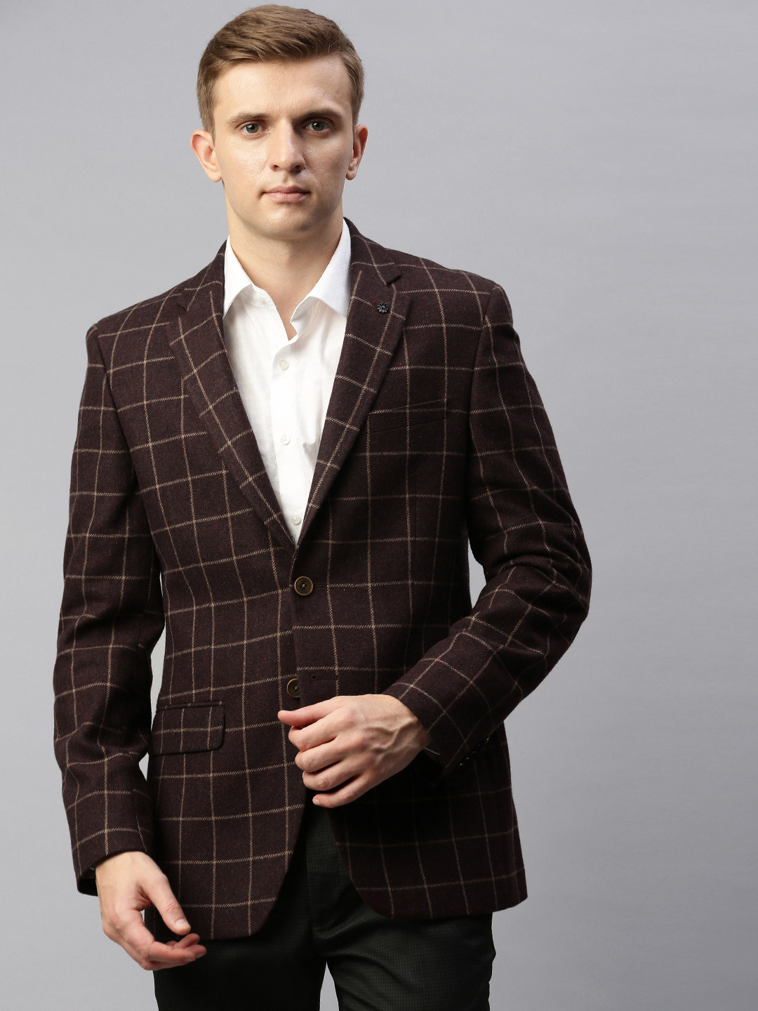 

Raymond Men Burgundy & Beige Standard Contemporary Fit Checked Single-Breasted Blazer