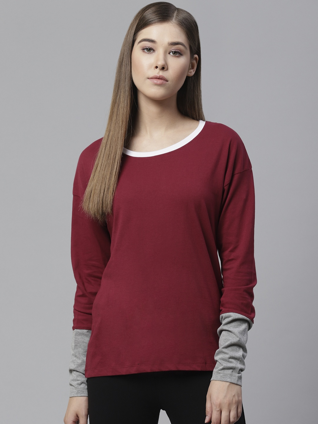 

Roadster Women Maroon Solid Round Neck Pure Cotton T-shirt