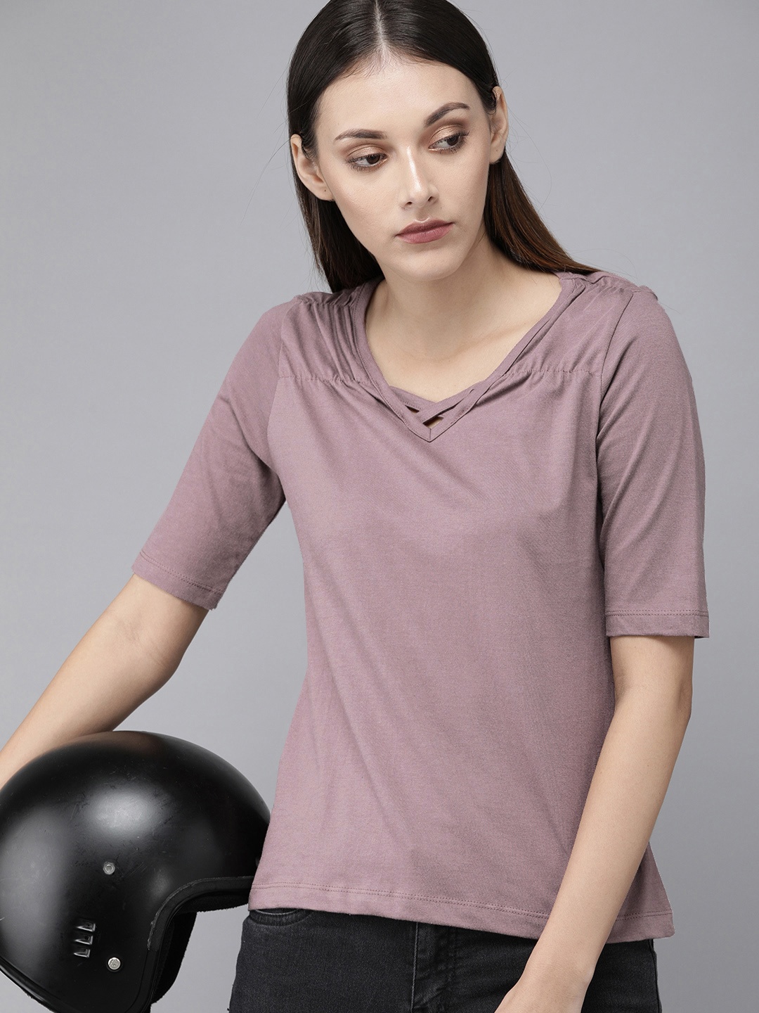 

Roadster Women Mauve Solid Regular Pure Cotton Top