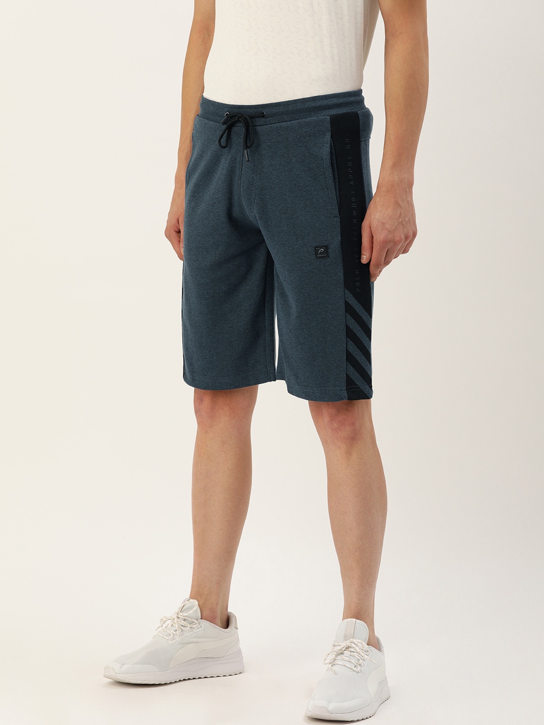 

Proline Active Men Teal Blue Slim Fit Pro-Dry Solid Regular Shorts with Printed Detail