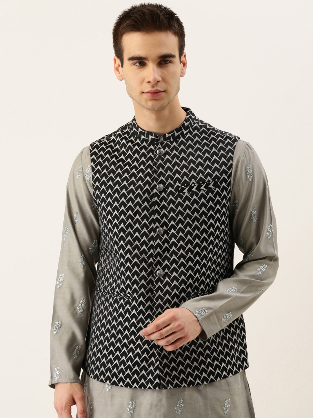 

House of Pataudi Men Black and Grey Printed Ethnic Nehru Jacket