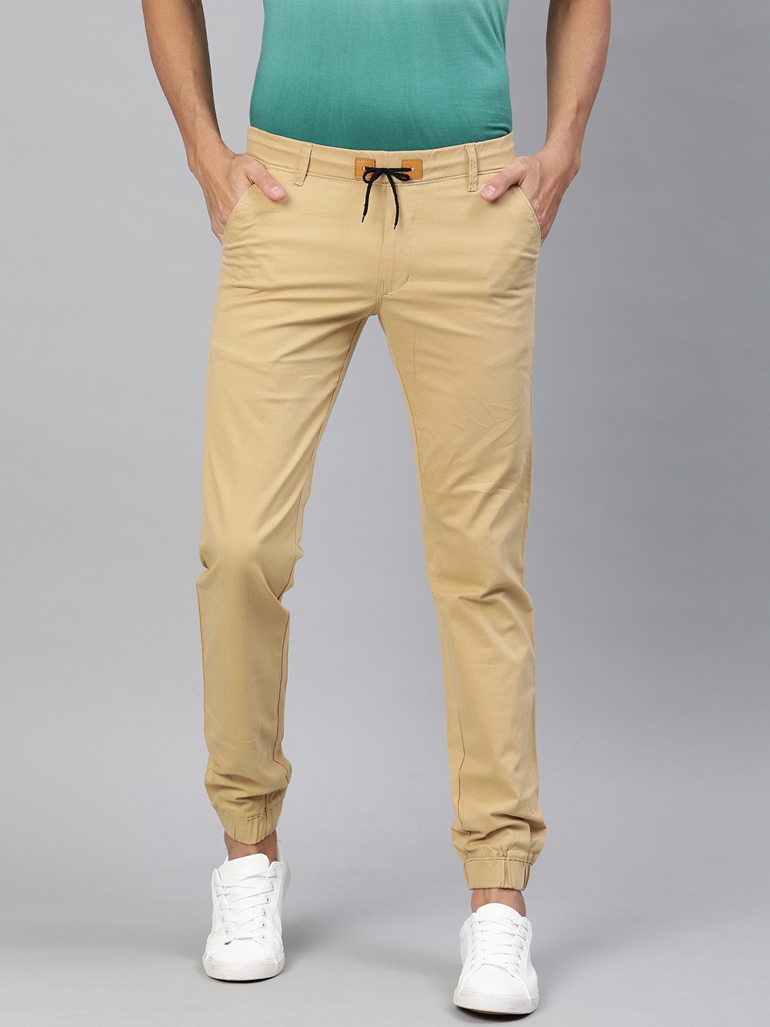 

Urbano Fashion Men Beige Slim Fit Solid Joggers