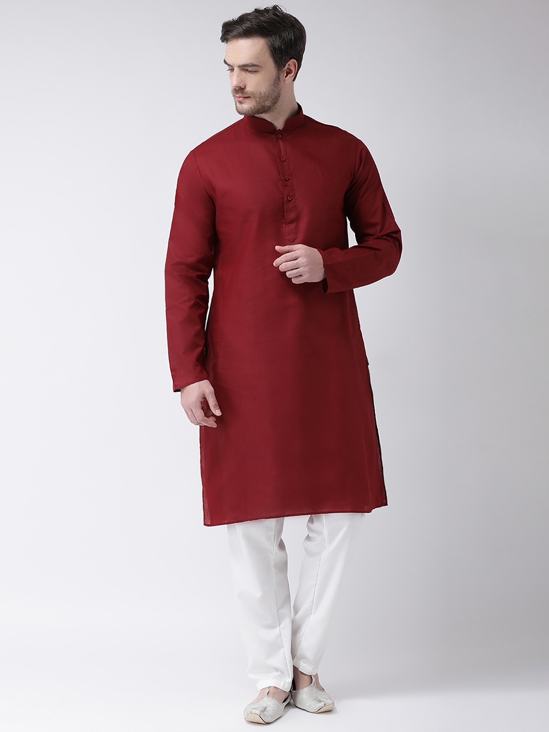 

SG LEMAN Men Maroon & White Solid Kurta with Pyjamas