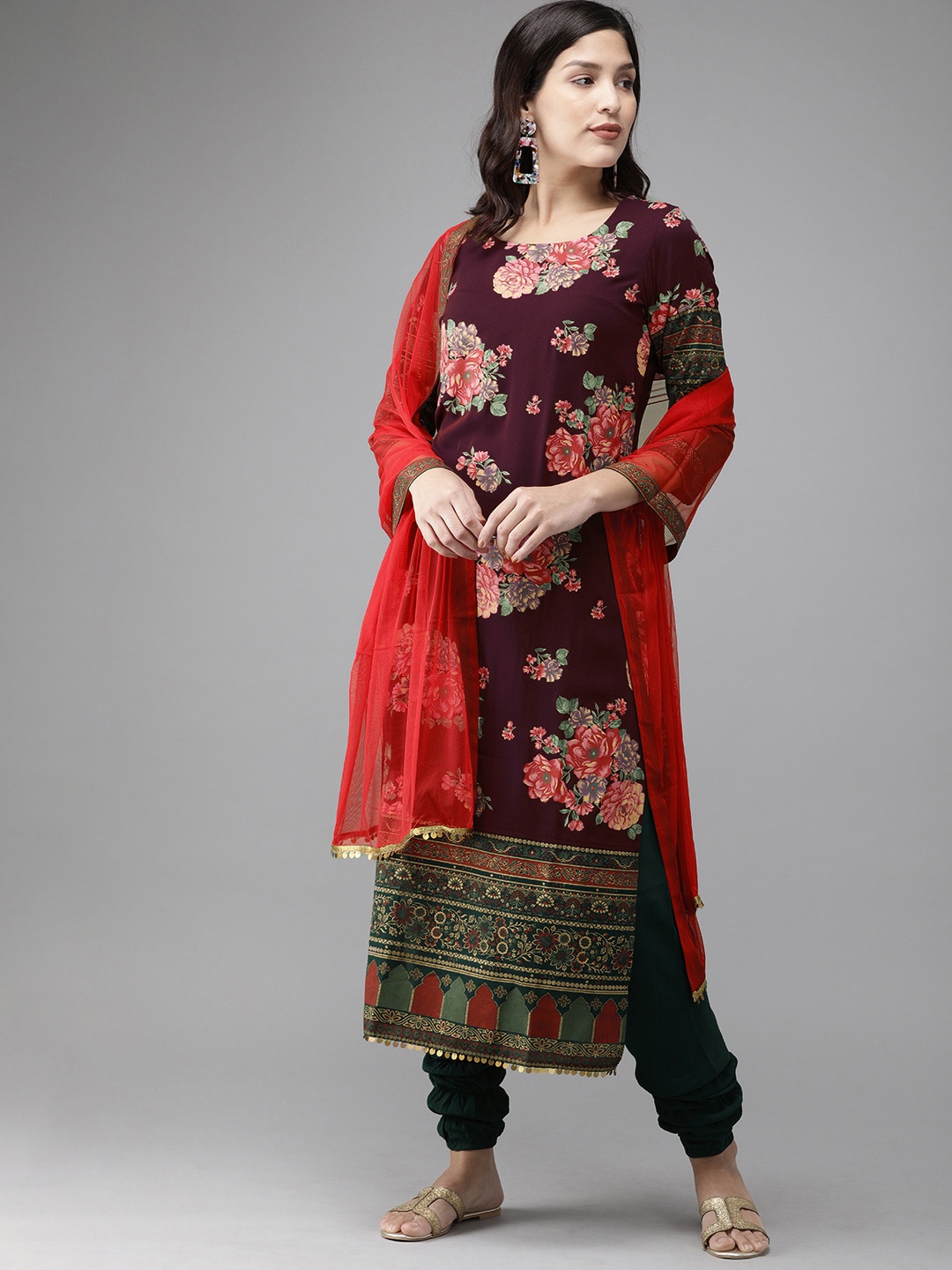 

Ahalyaa Women Burgundy & Green Printed Kurta Set