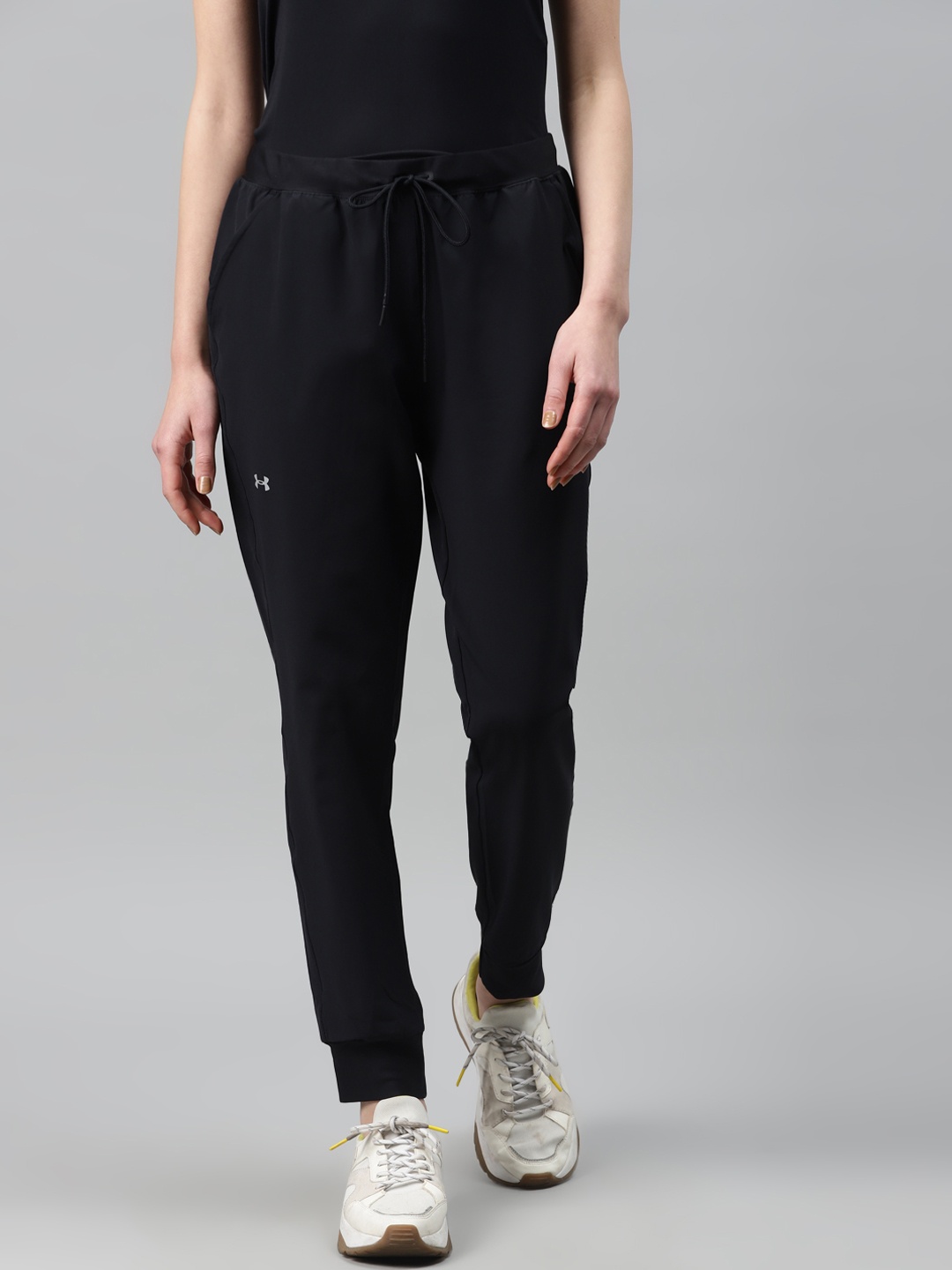 

UNDER ARMOUR Women Black Solid Sport Woven Joggers