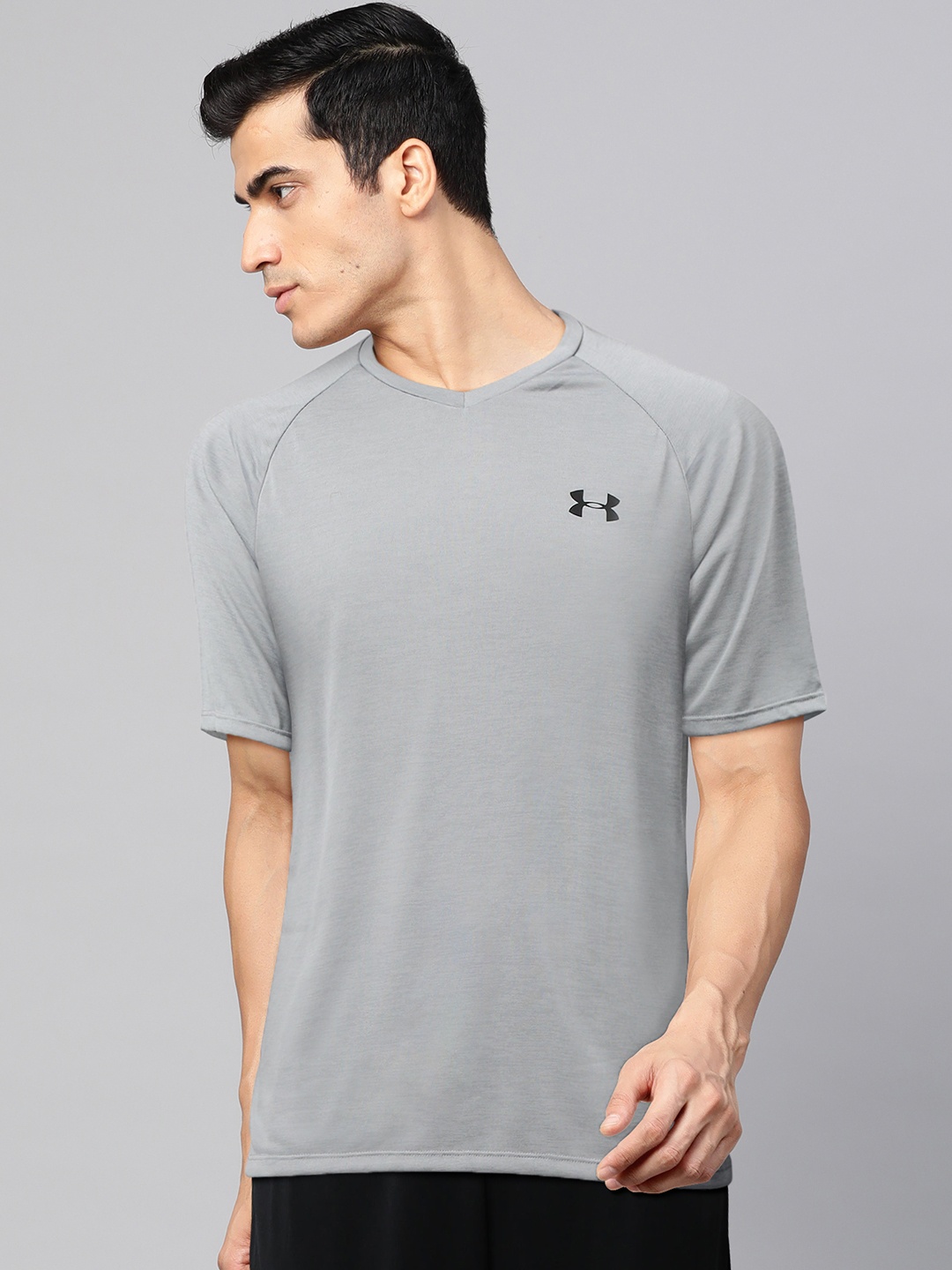 

UNDER ARMOUR Men Grey Tech 2.0 Solid V-Neck T-shirt