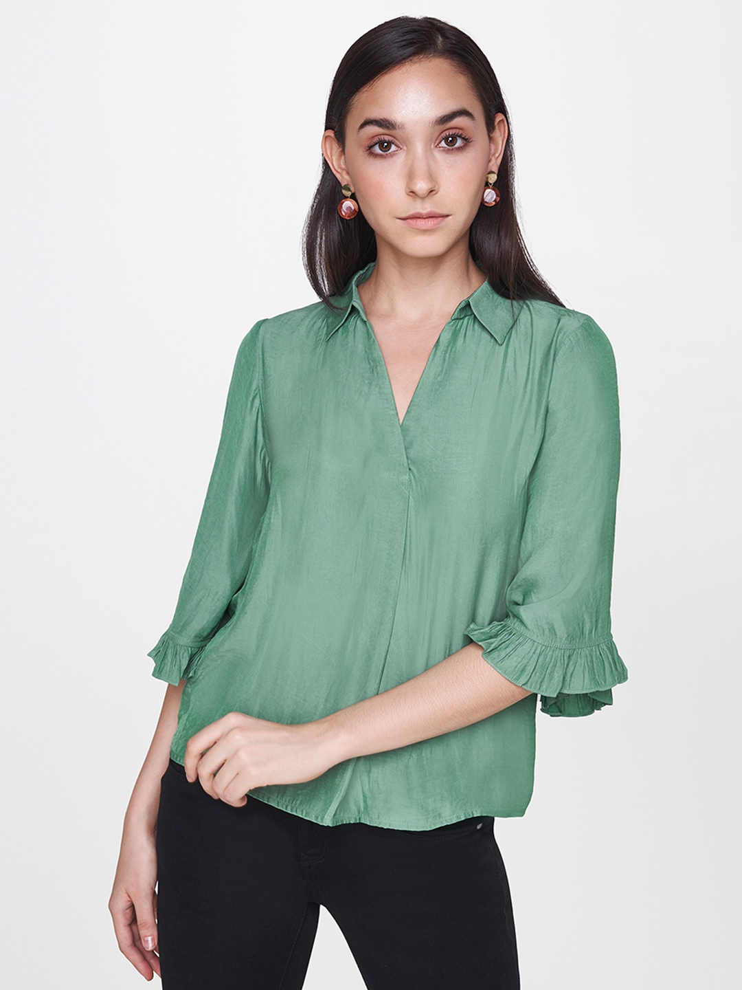 

AND Women Green Solid Top