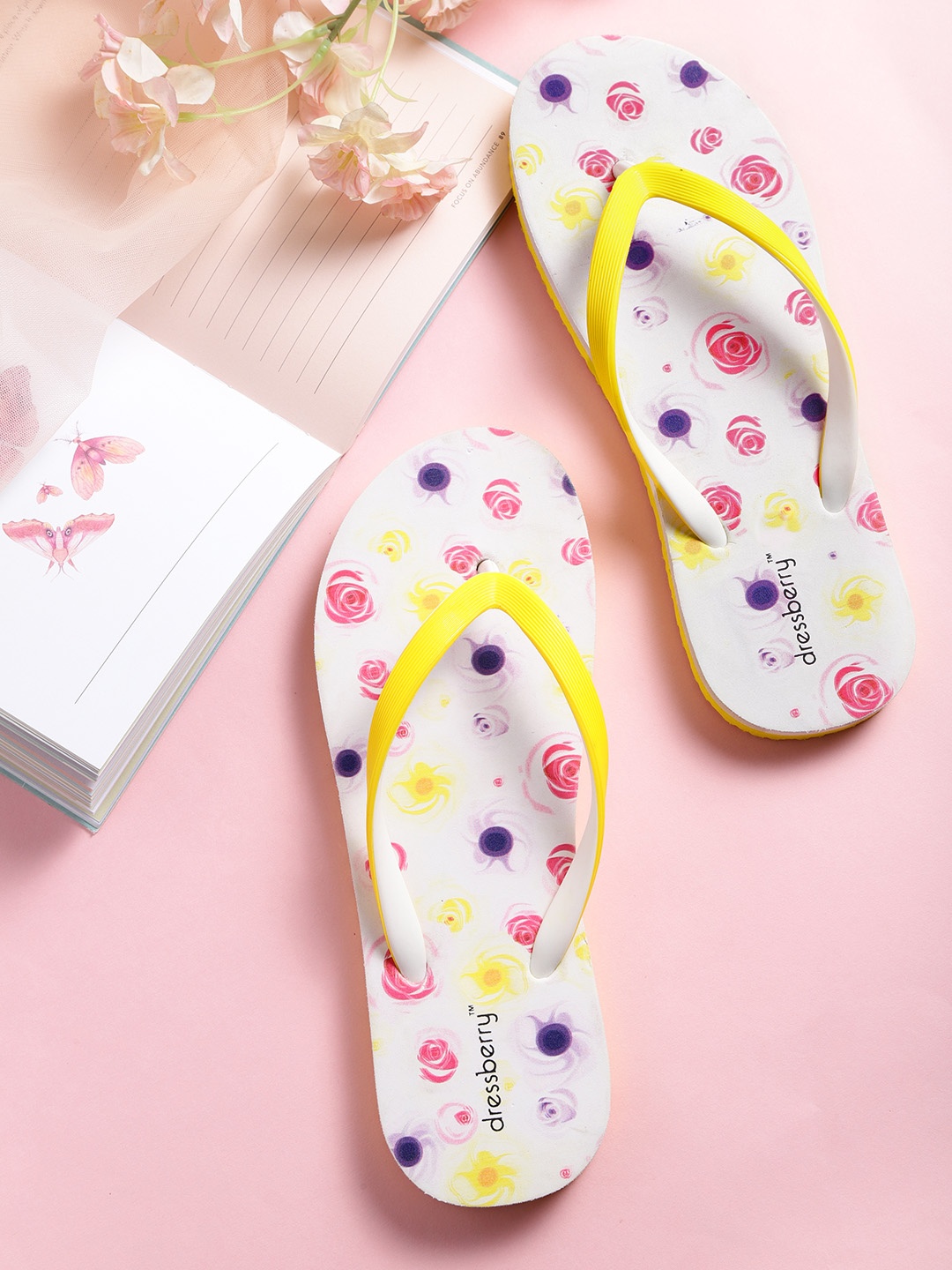 

DressBerry Women Yellow & White Printed Thong Flip-Flops