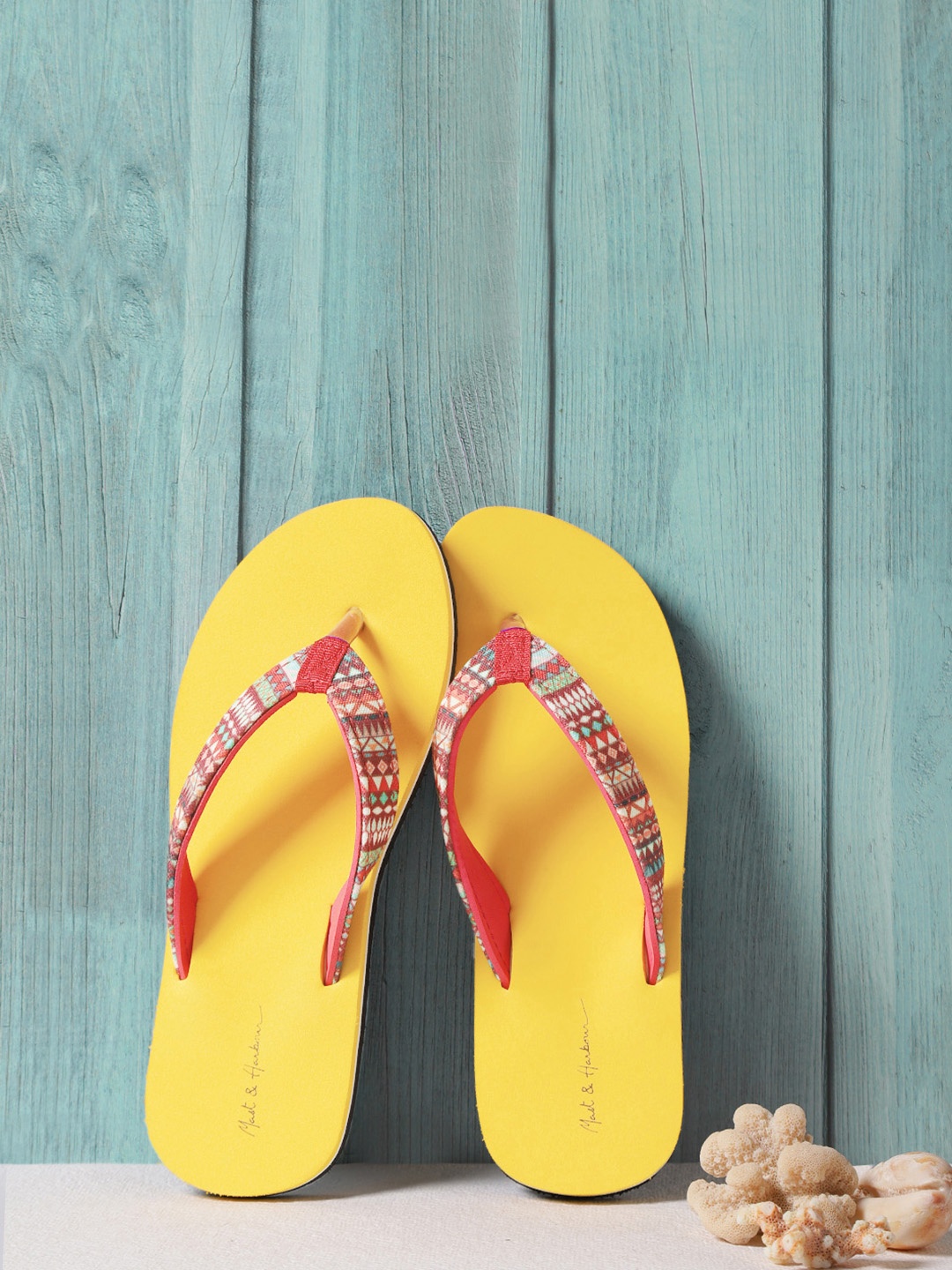 

Mast & Harbour Women Brown & Yellow Printed Thong Flip-Flops