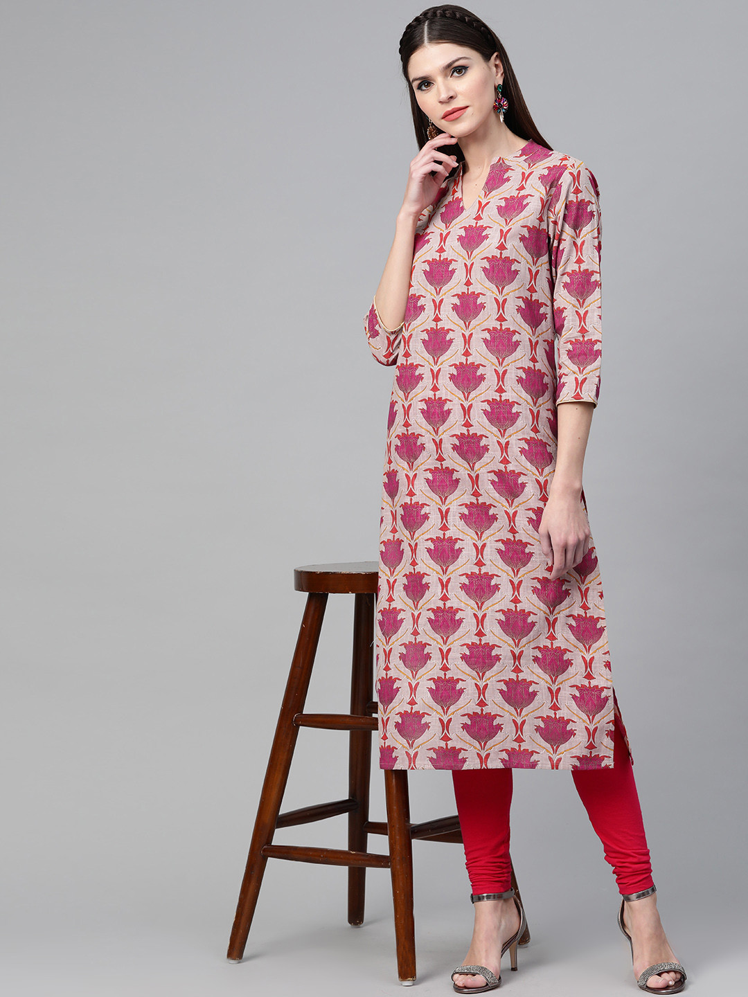 

See Designs Women Grey & Pink Screen Print Straight Kurta