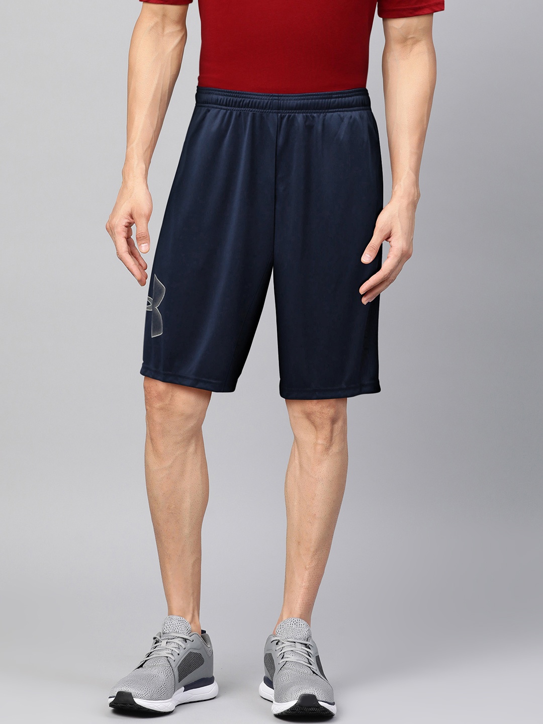 

UNDER ARMOUR Men Navy Solid Tech Graphic Shorts, Navy blue