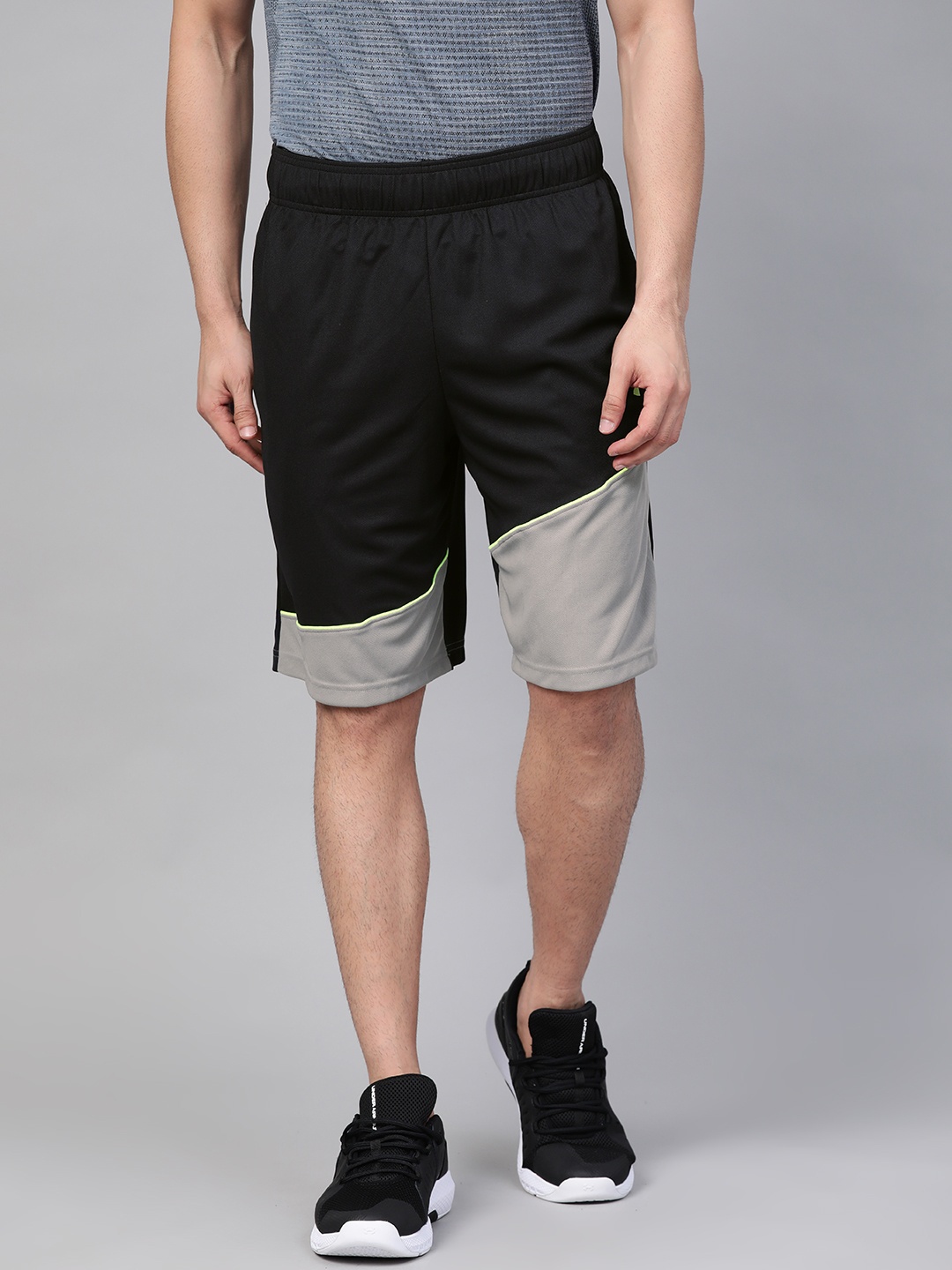 

UNDER ARMOUR Men Black & Grey Colourblocked Baseline 10" Basketball Shorts