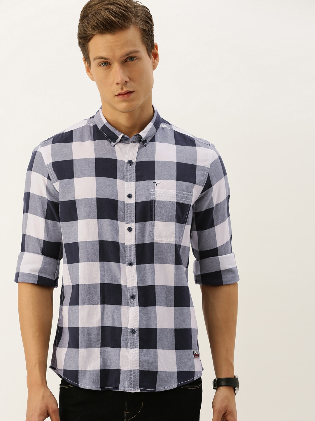

Flying Machine Men Navy Blue & White Slim Fit Checked Casual Shirt