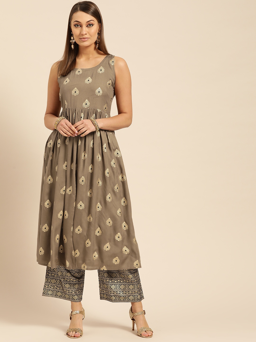 

Libas Women Taupe & Navy Blue Printed Kurta with Palazzos
