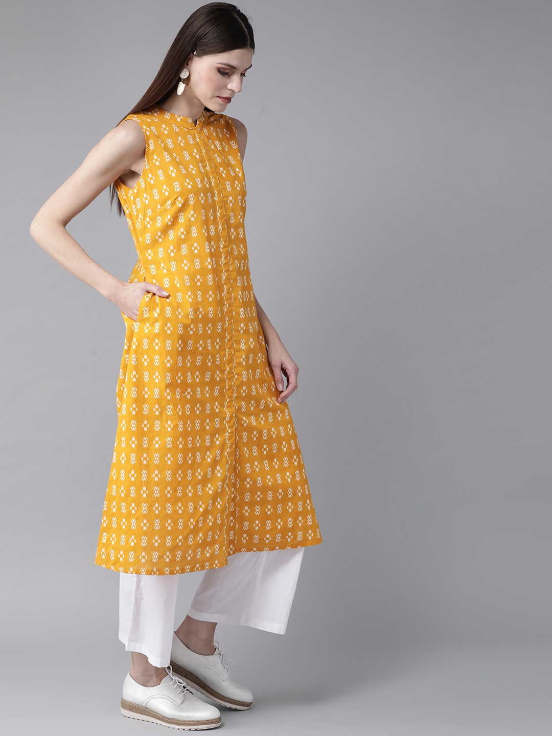 

AKS Women Yellow & White Printed A-Line Kurta