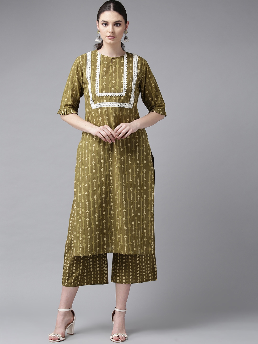 

Bhama Couture Women Olive Green & Cream-Coloured Screen Print Kurta with Palazzos