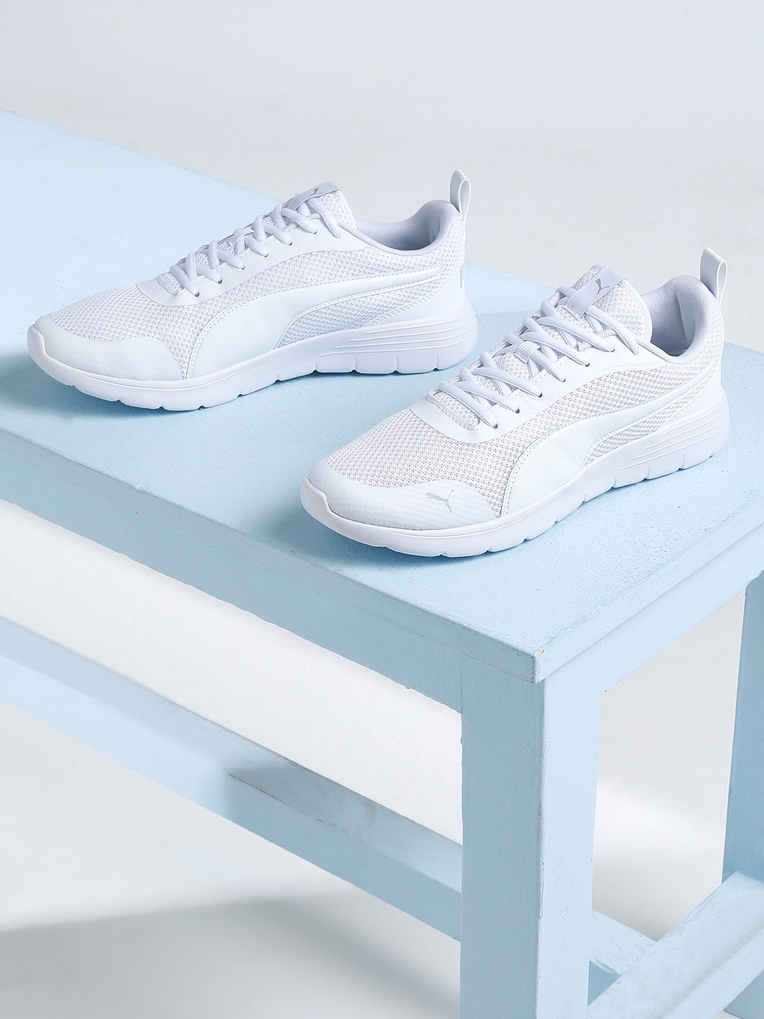 

Puma Unisex White Flex Renew Sneakers
