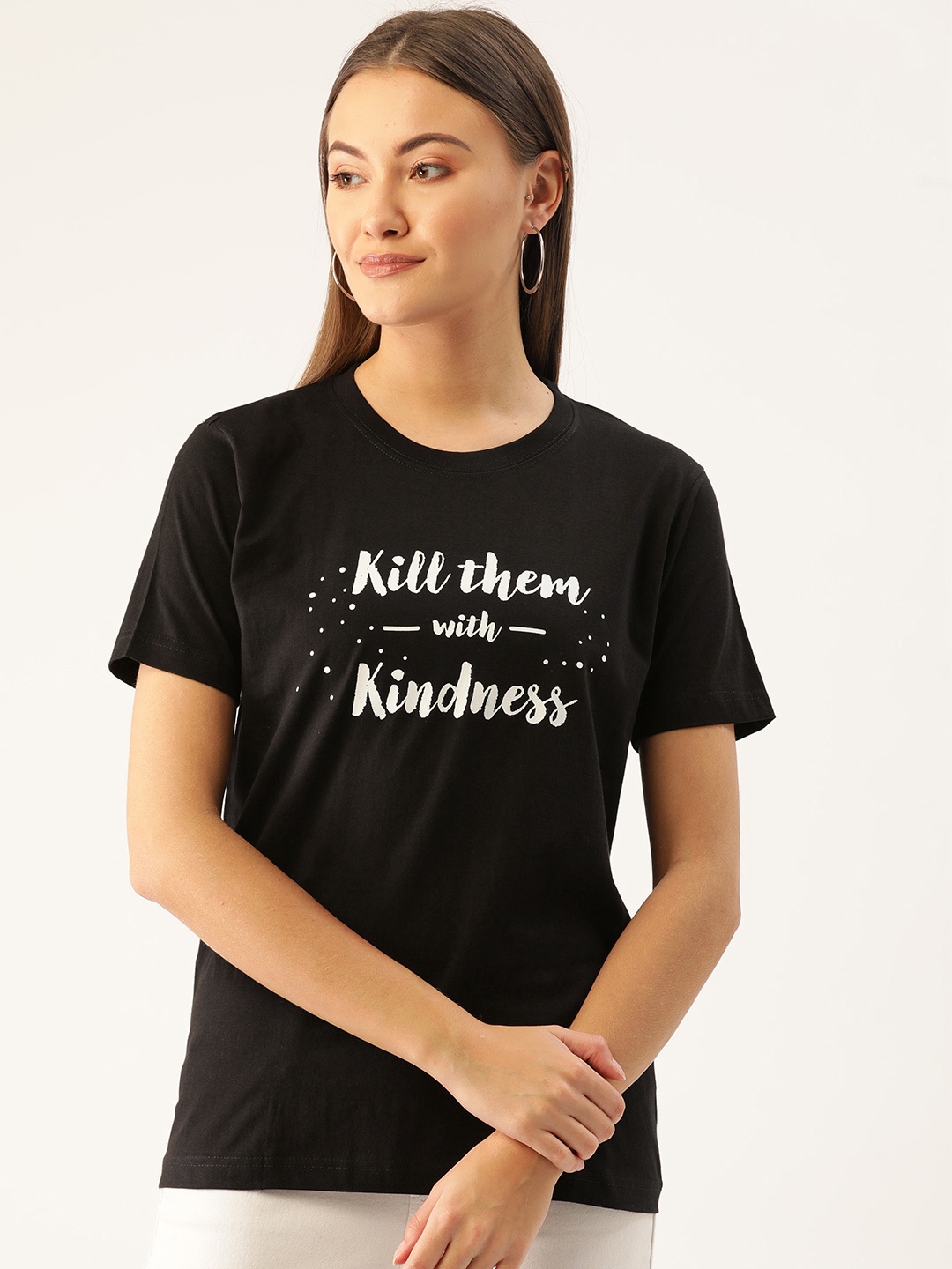 

YOLOCLAN Women Black & White Printed Round Neck T-shirt