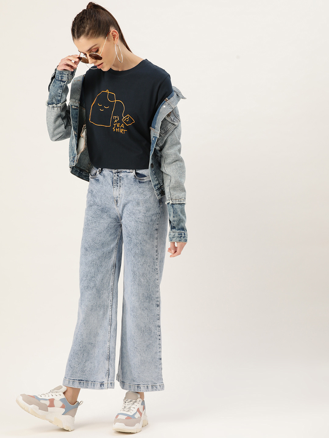 

YOLOCLAN Women Navy Blue & Yellow Printed Round Neck T-shirt