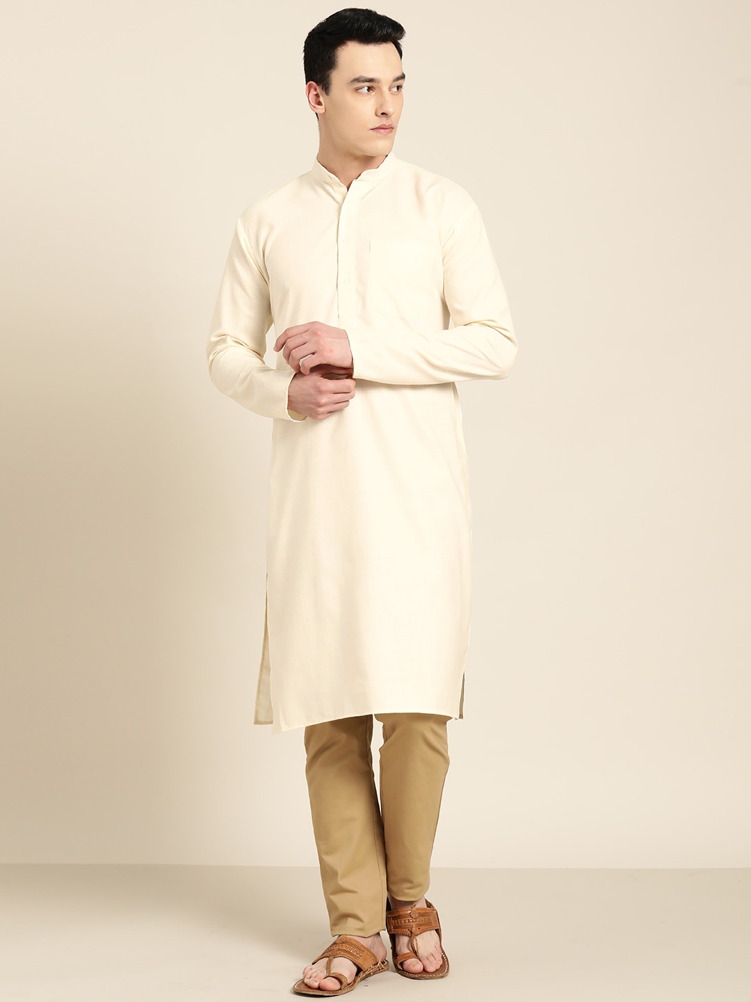 

SOJANYA Men Cream-Coloured Solid Straight Kurta