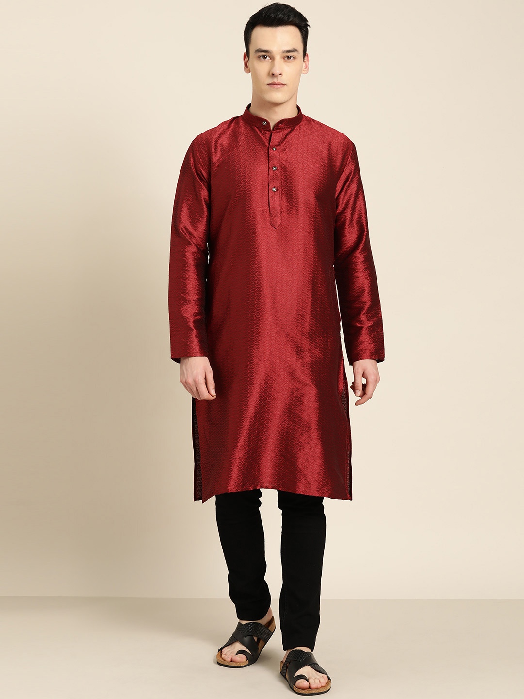 

SOJANYA Men Maroon Woven Design Straight Kurta