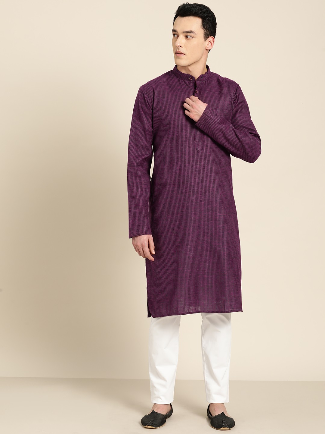 

SOJANYA Men Purple Striped Straight Kurta