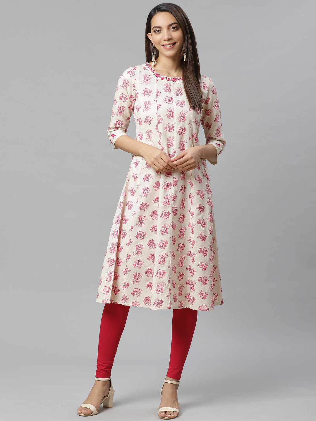 

W Women Off-White & Pink Floral Printed A-Line Kurta