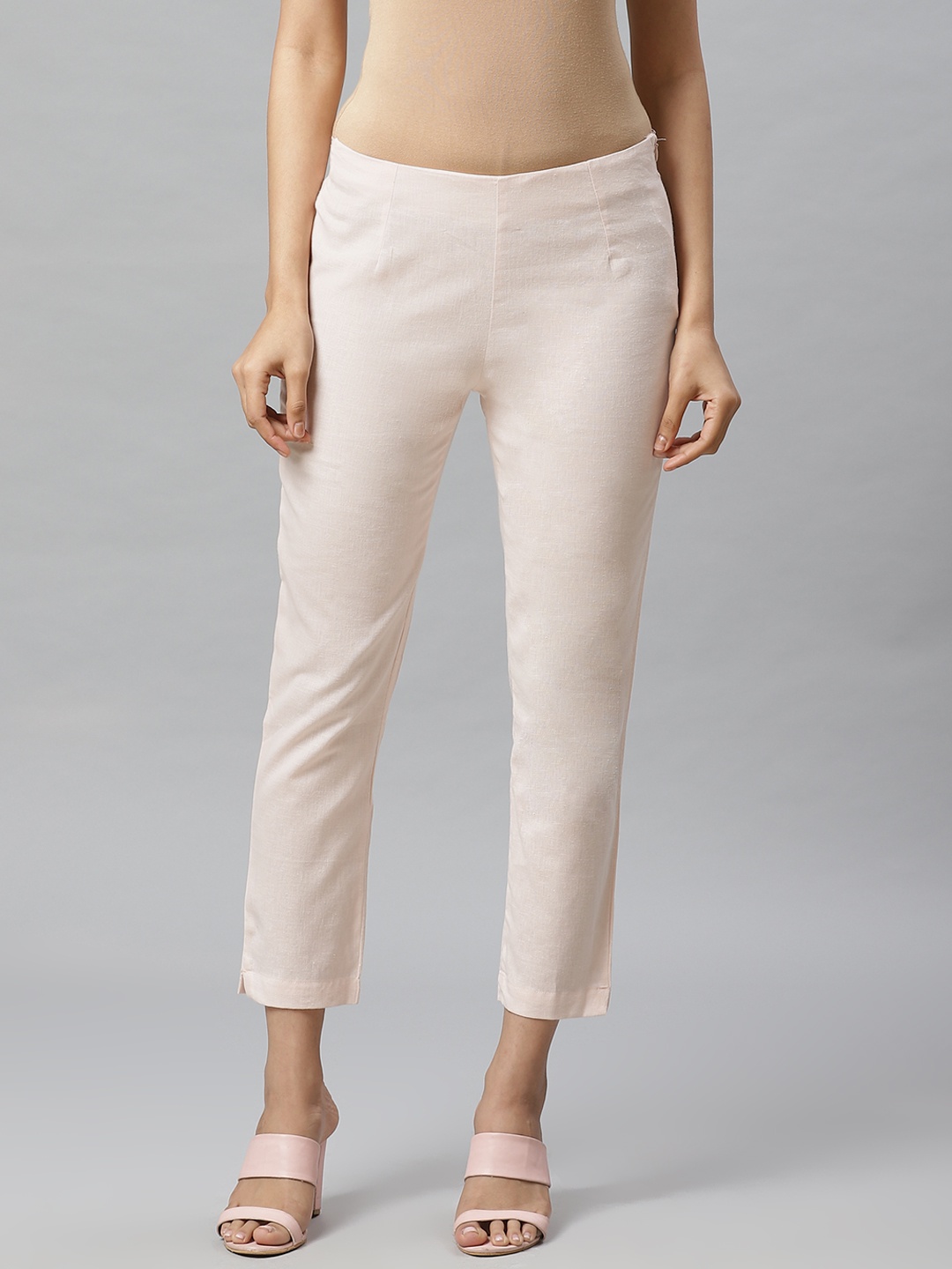 

W Women Pink Slim Fit Solid Cropped Regular Trousers