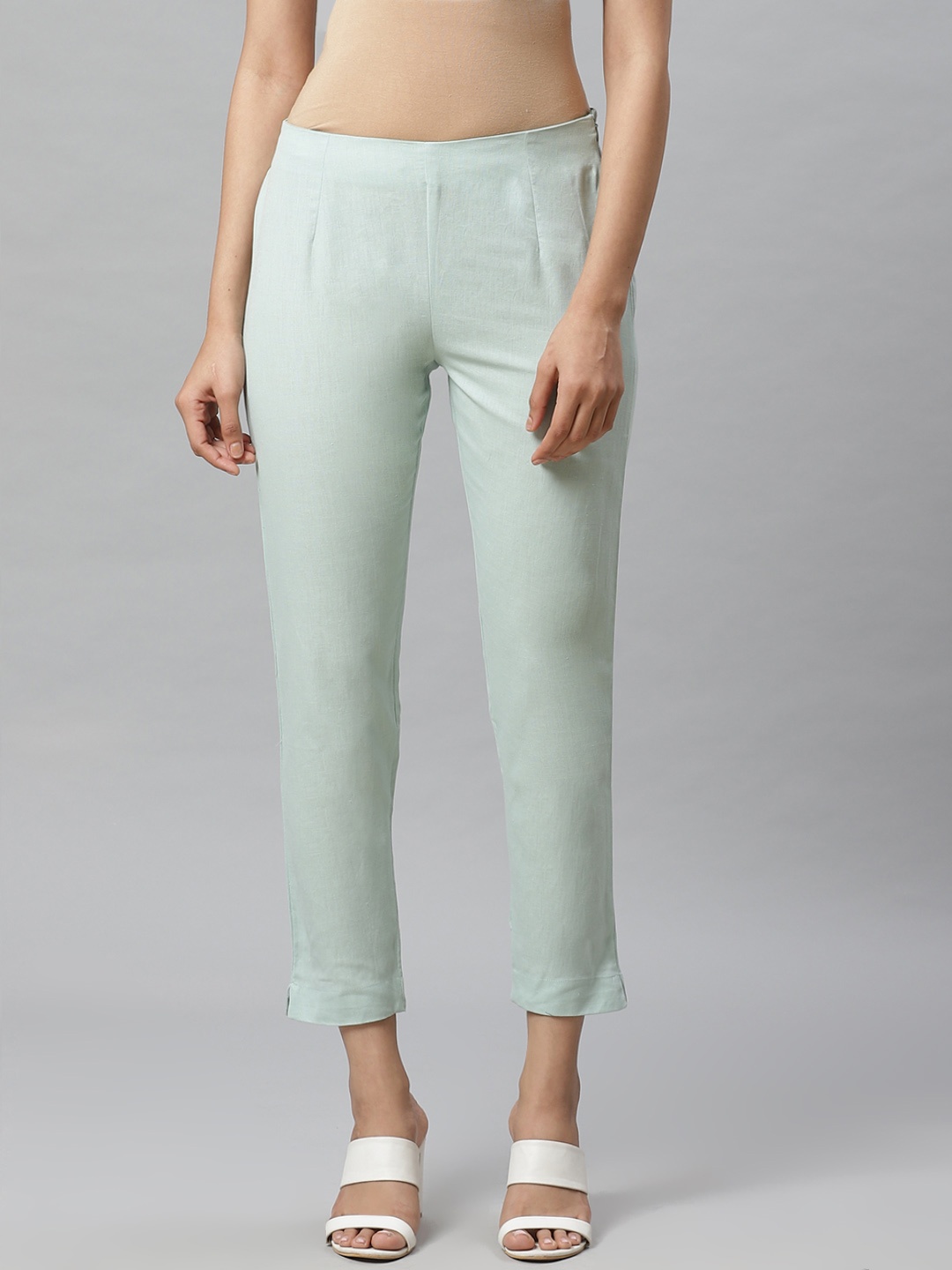 

W Women Sea Green Slim Fit Solid Cropped Trousers