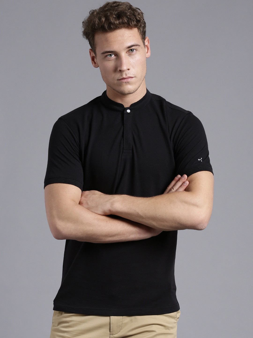 

ether Black Solid Lightweight Mandarin Collar Slim Fit Pure Cotton T-shirt