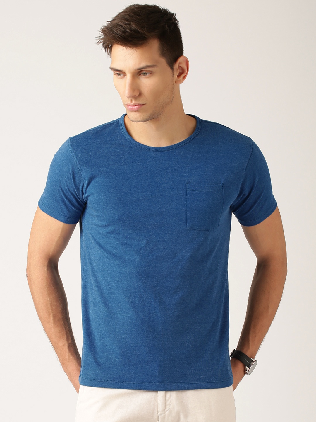 

ETHER Men Blue Slim Fit Solid Round Neck T-shirt