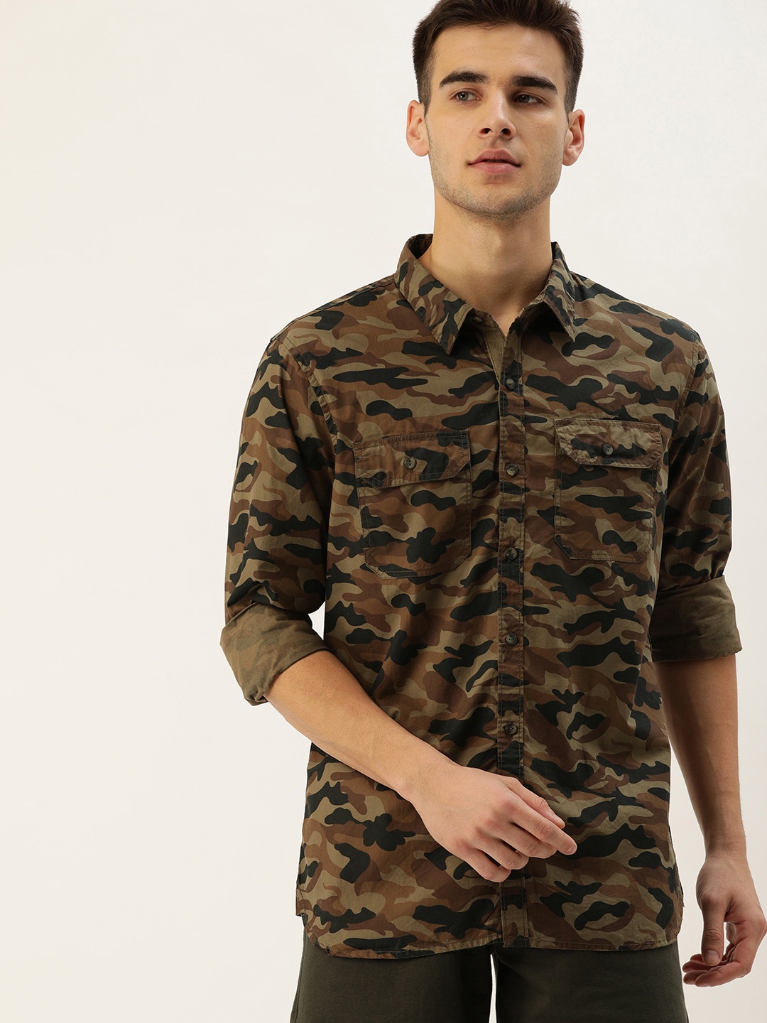 

SINGLE Men Brown & Black Slim Fit Camouflage Printed Casual Shirt
