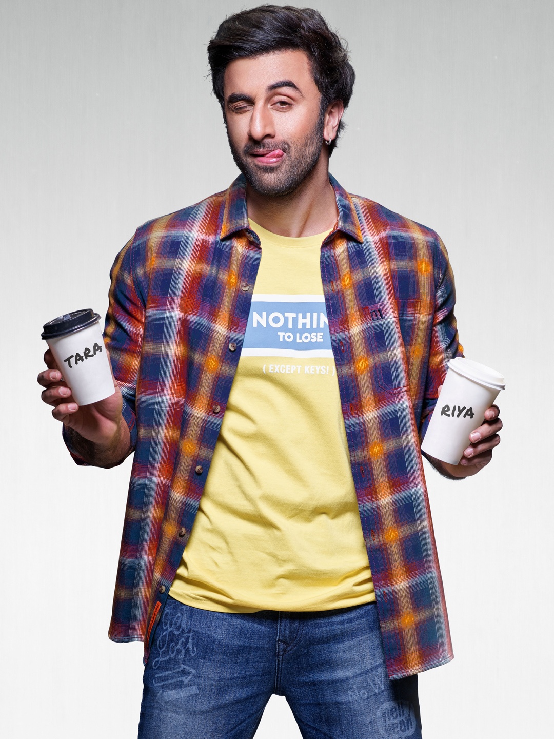 

SINGLE Men Mustard Yellow & Navy Blue Slim Fit Checked Casual Shirt