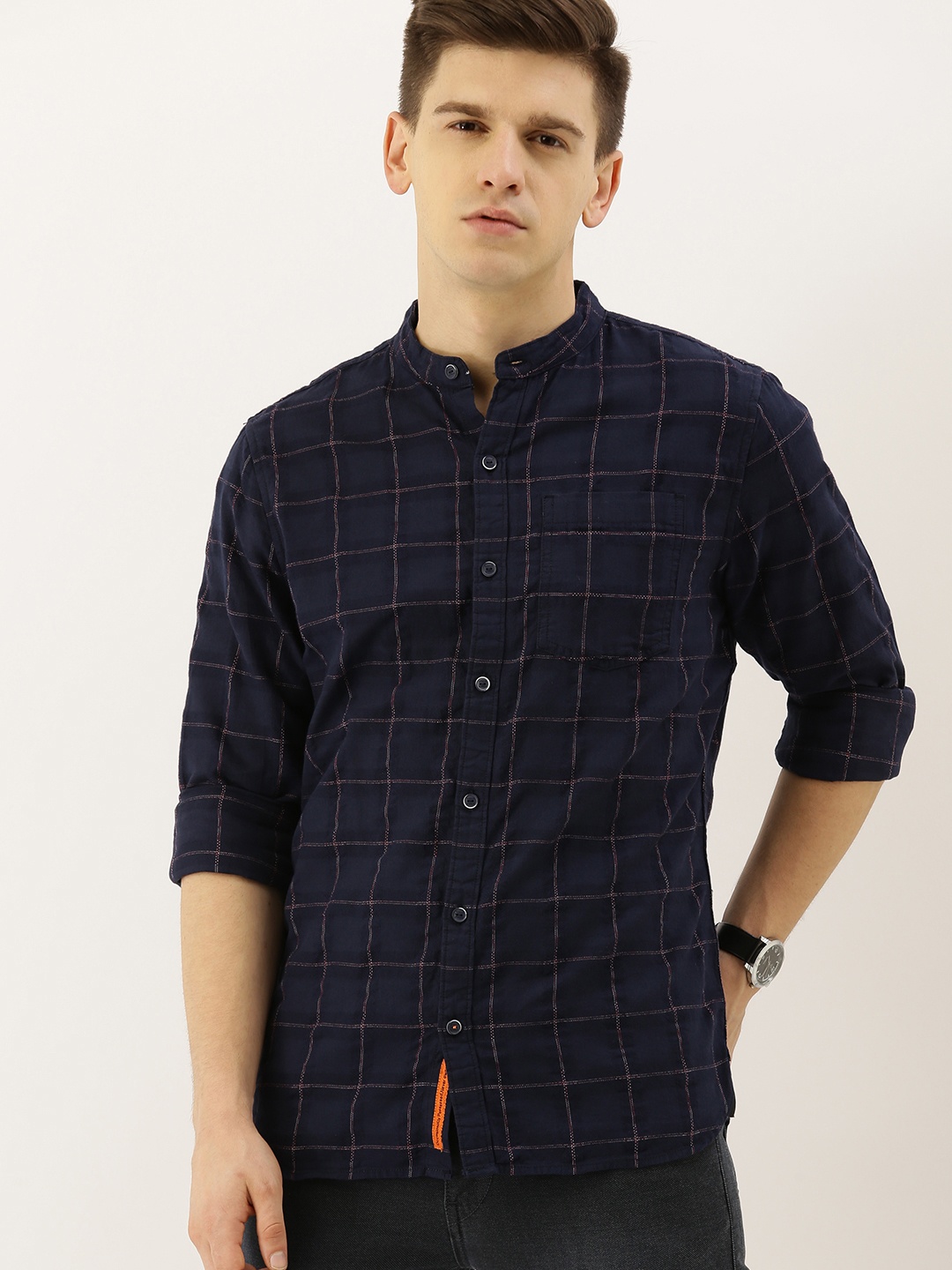 

SINGLE Men Navy Blue & Red Slim Fit Checked Casual Shirt
