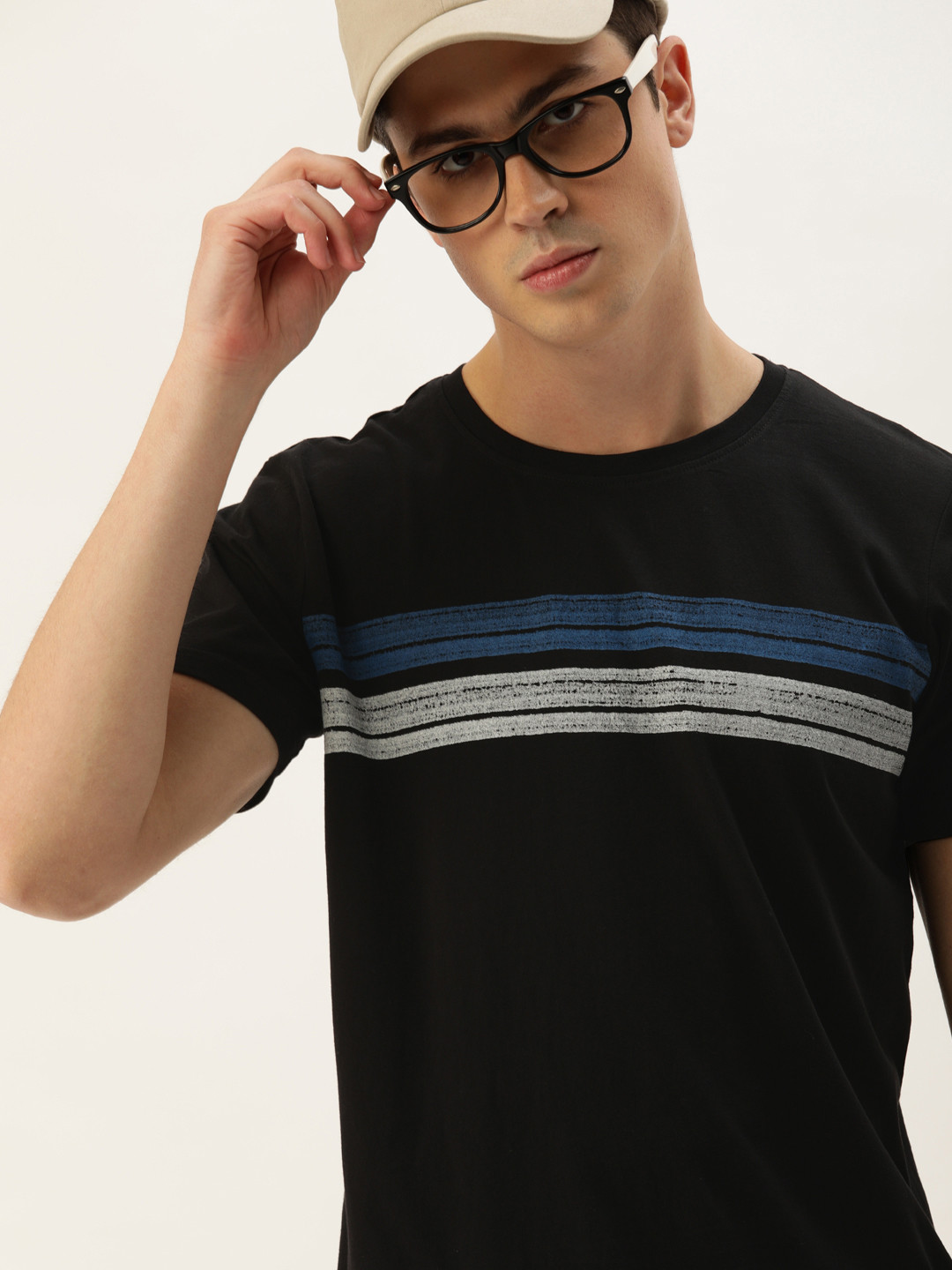 

SINGLE Men Black Blue Slim Fit Striped Round Neck Pure Cotton T-shirt