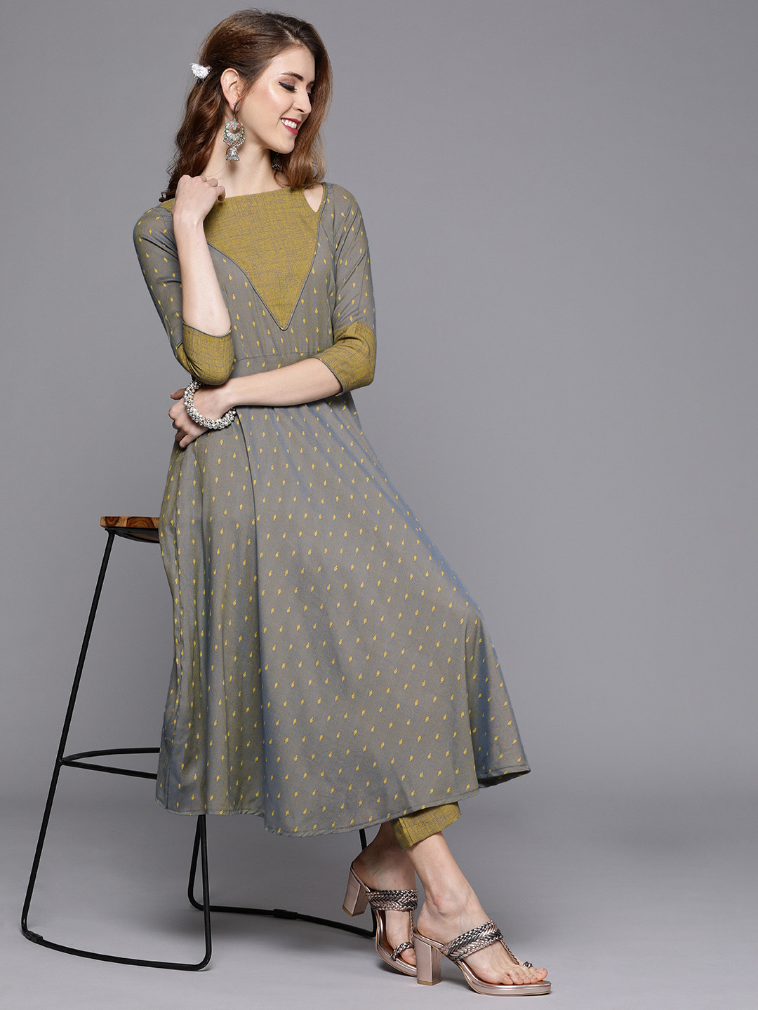

Inddus Women Yellow & Blue Woven Design Cotton Kurta with Trousers With Cut Out Detailing