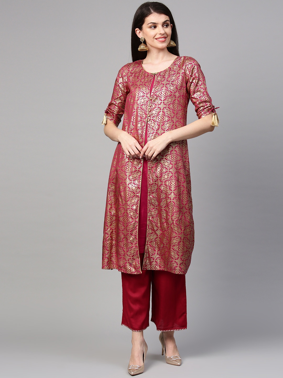 

AURELIA Women Magenta & Golden Printed Layered Straight Kurta