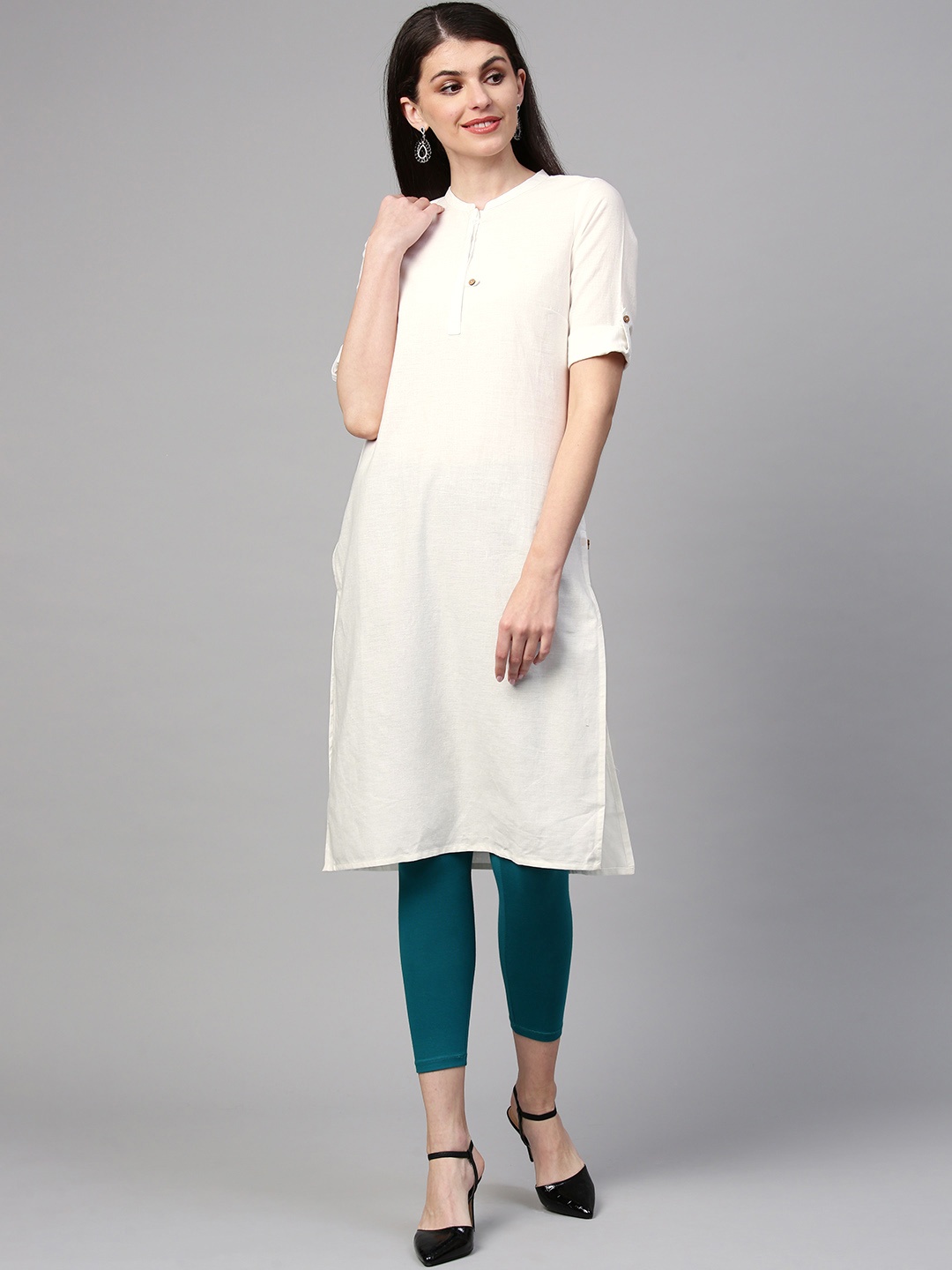 

AURELIA Women White Solid Straight Kurta