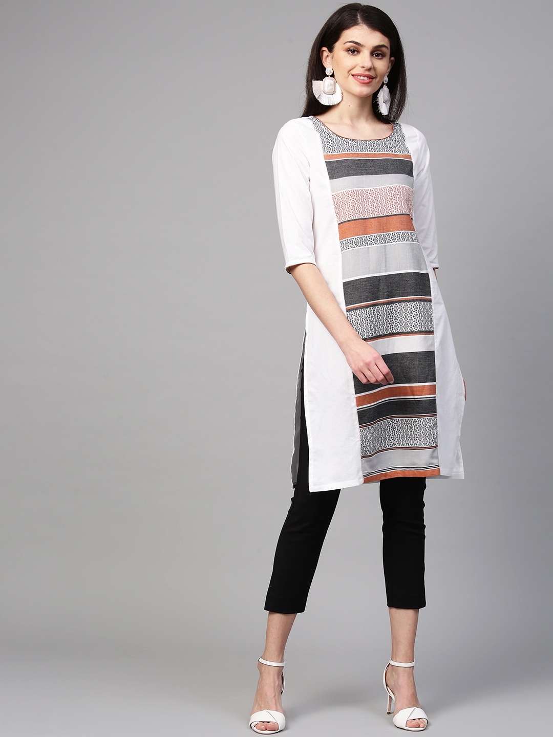 

AURELIA Women White & Grey Striped Straight Kurta