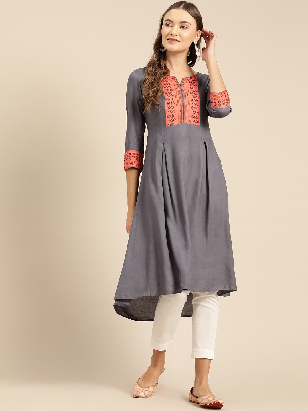 

IMARA Women Charcoal Grey & Peach-Coloured Yoke Design A-Line Kurta