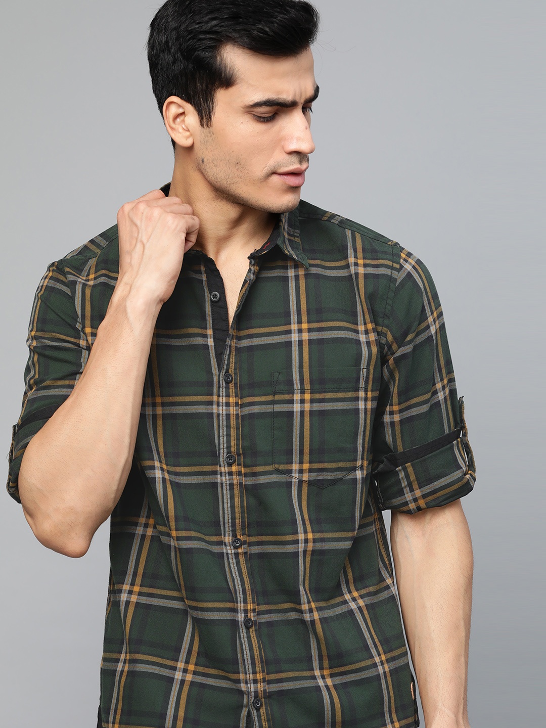 

Roadster Men Olive Green & Mustard Yellow Regular Fit Checked Casual Shirt