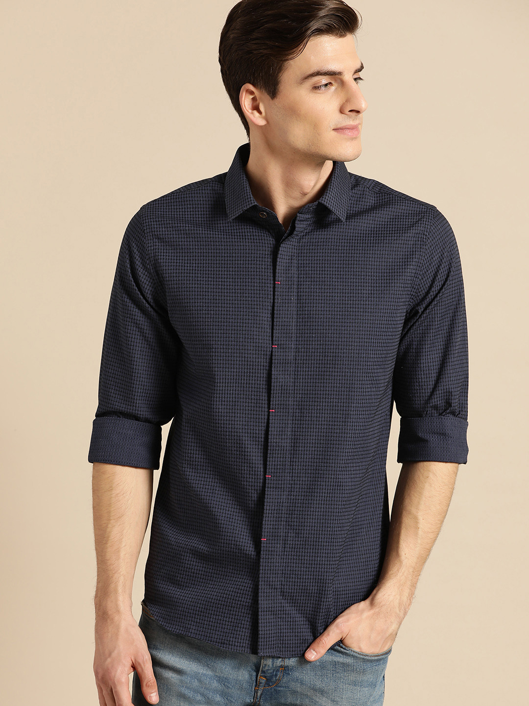 

United Colors of Benetton Men Navy Blue & Black Slim Fit Checked Casual Shirt