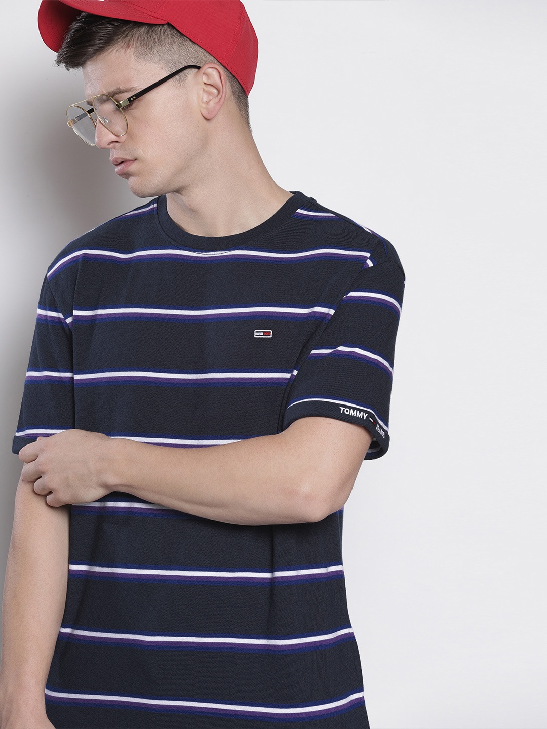 

Tommy Hilfiger Men Navy Blue White Striped Round Neck Pure Cotton T-shirt
